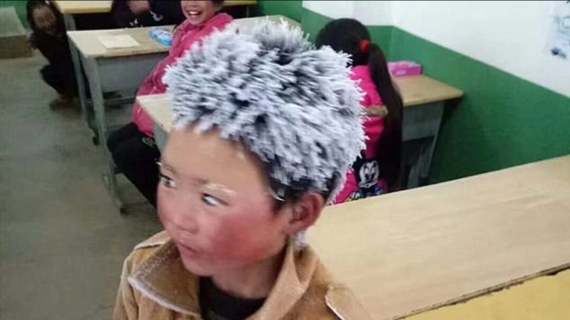 Πάνω από 280.000 ευρώ δωρεές για το «παγωμένο αγόρι» στην Κίνα